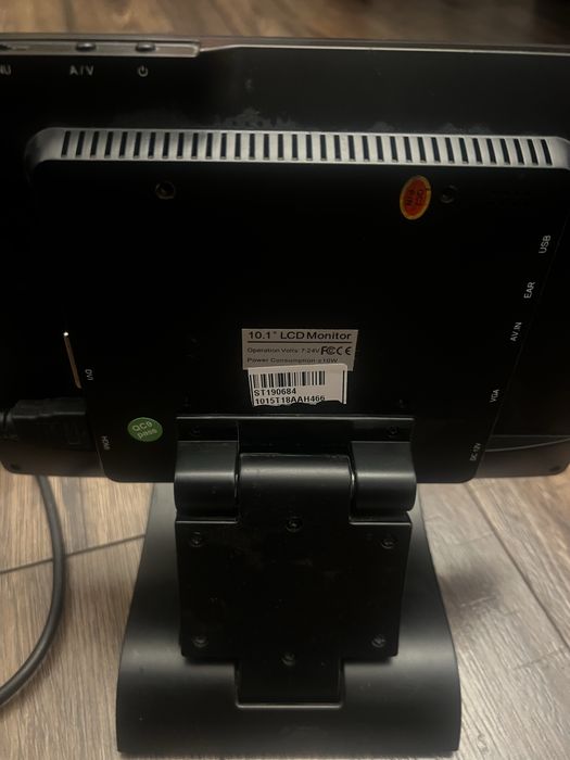 Monitory Neway 10.1 z dotykiem