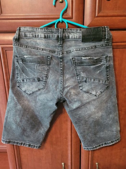 spodenki skinny 37 cm w30