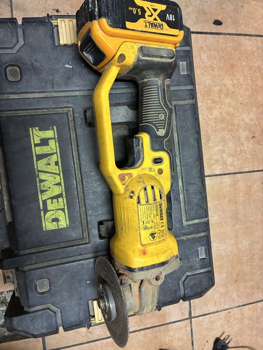 Szlifierka kątowa DeWalt 18V akumulatorowa