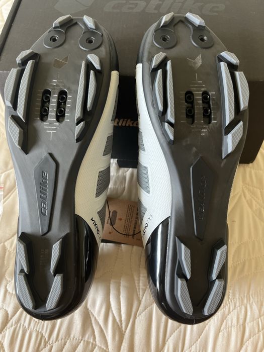 Sapatos Catlike Mixino XC1 Carbon – Novos – Tamanho 41