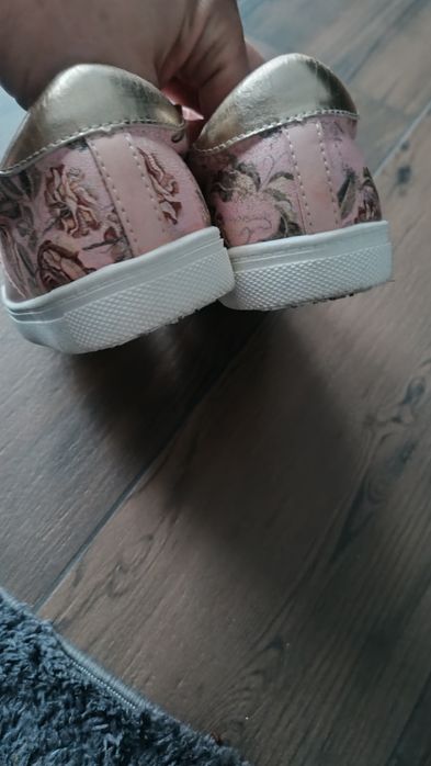 Buty wiosenne wizytowe eleganckie roz 35 American Club
