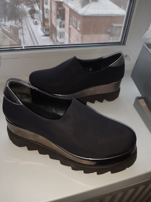 продам классные туфли на тракторной подошве