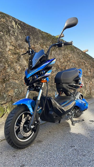 Scooters Novas Vortex/Neovolt/ACM/Seventeen/Voltrish