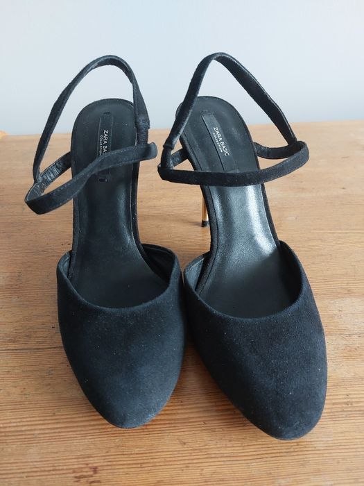 Zara Basic Eleganckie czarne czółenka na złotej szpilce, rozm. 39, obcas 10 cm.