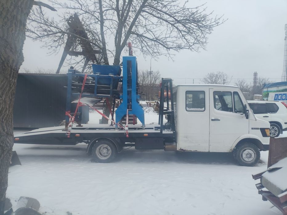 Мерседес 409D автоэвакуатор