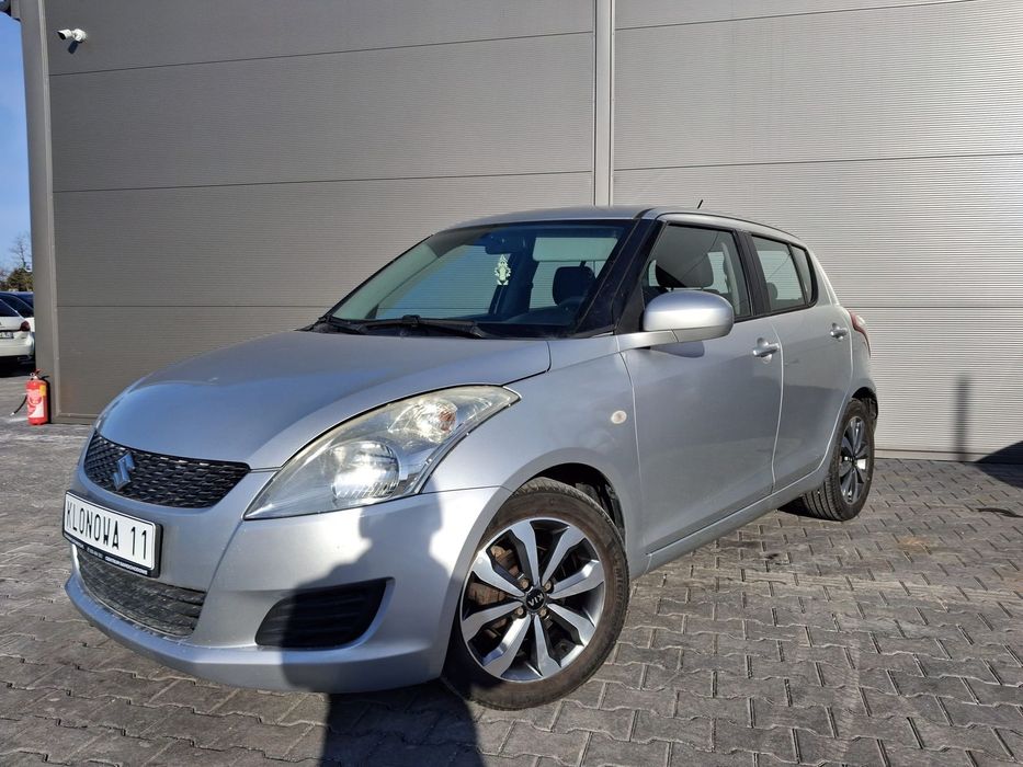 Suzuki Swift Auto wyglada i jeździ jak nowe*navi*alu 16