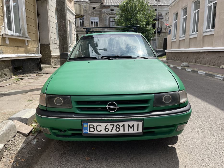 Продам або обміняю Opel Astra F