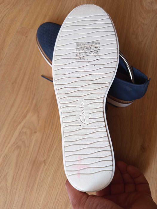 Женские новые кожаные туфли Clarks 42 p.