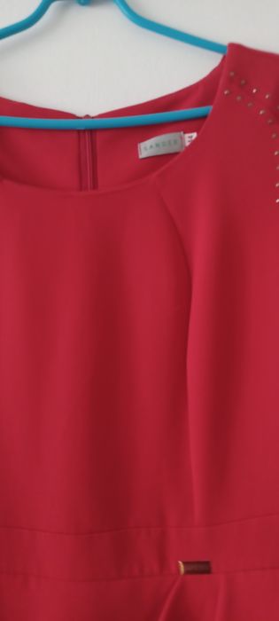 Sukienka z kieszeniami