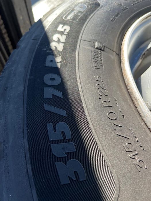 pneus 315/70R22.5