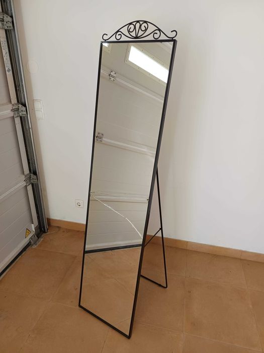 Espelho de pé Karmsund Ikea