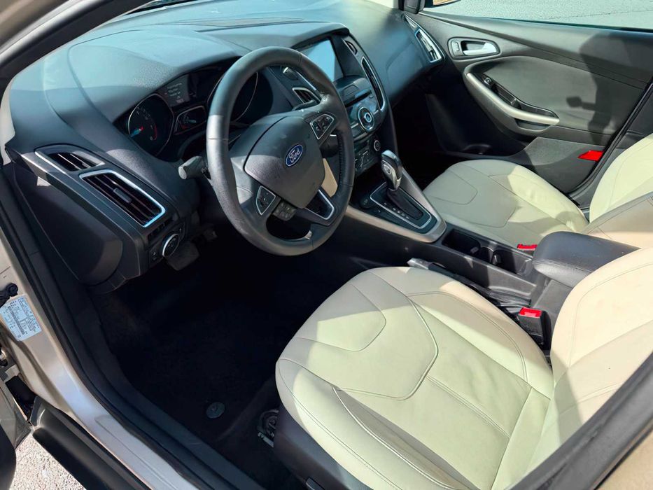 Ford Focus Titanium      2018