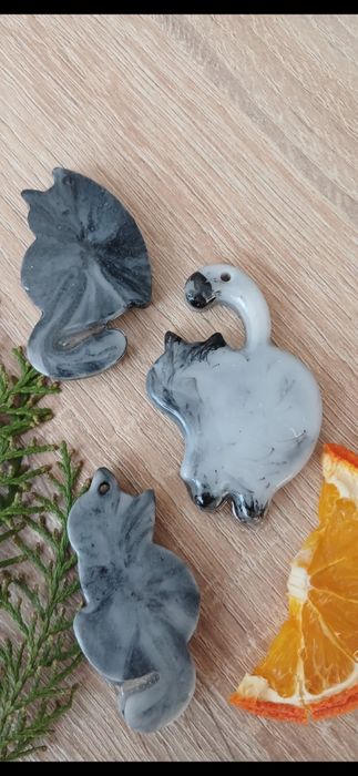 Продам брелок - МОЛОЧНИЙ КОТИК.