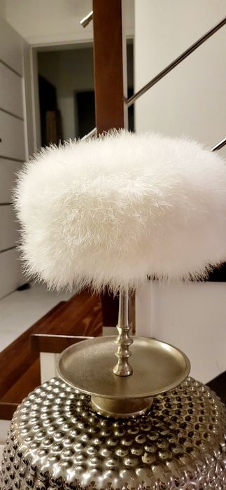 Toczek z piórek strusia