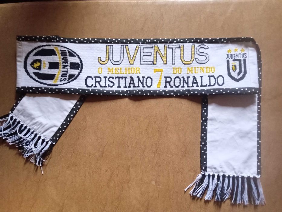 Cachecóis desportivos ou fitas de pendurar