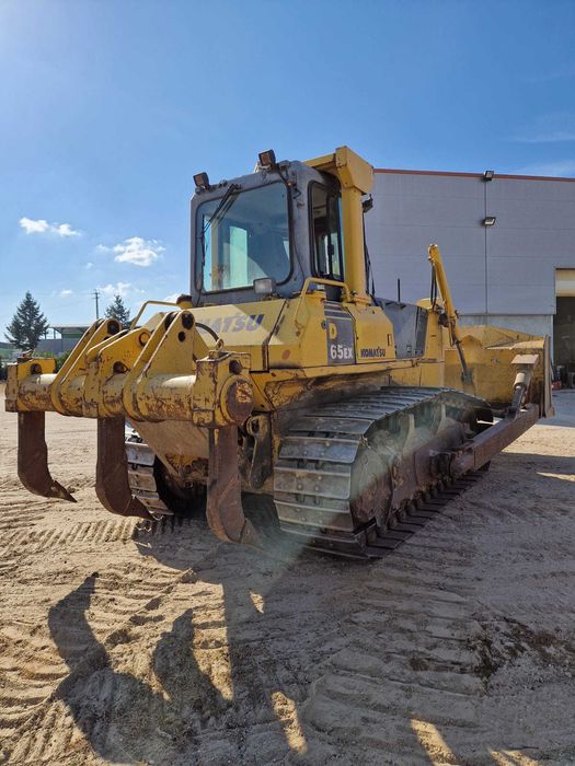 BULDOZER - KOMATSU D65 EX15 Moimenta da Beira • OLX.pt