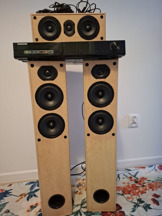 Zestaw Kina Domowego TAGA Harmony + Odtwarzacz Samsung