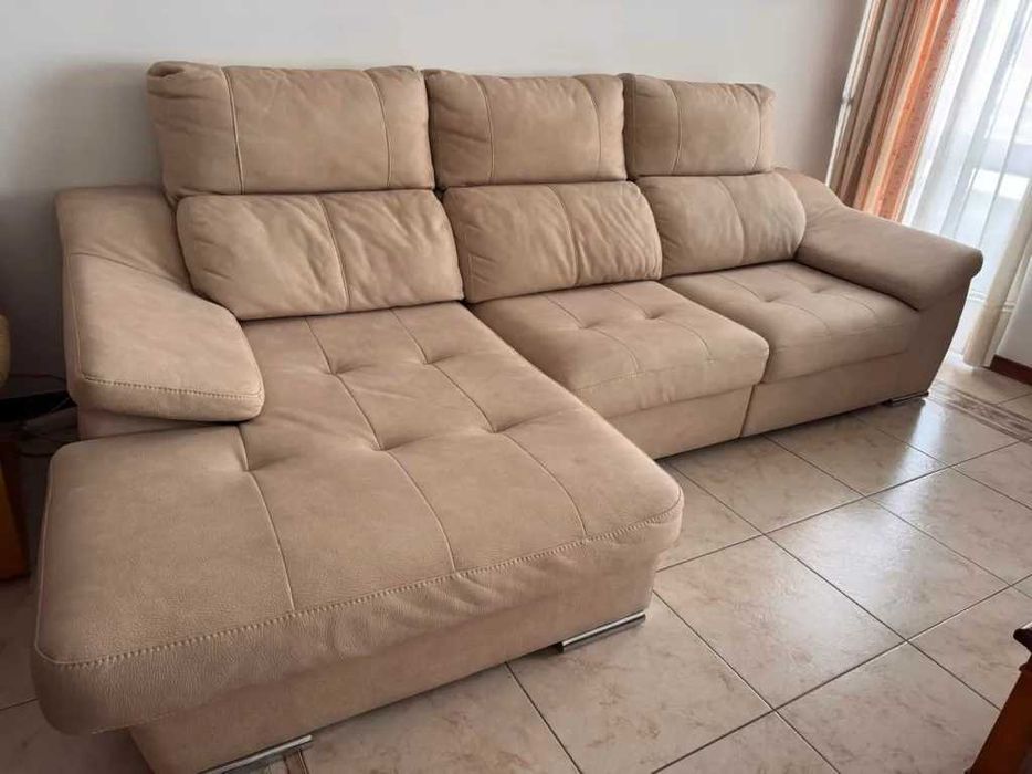 Sofá com chaise longue 290 cm bege com cabeceiras, perfeito estado