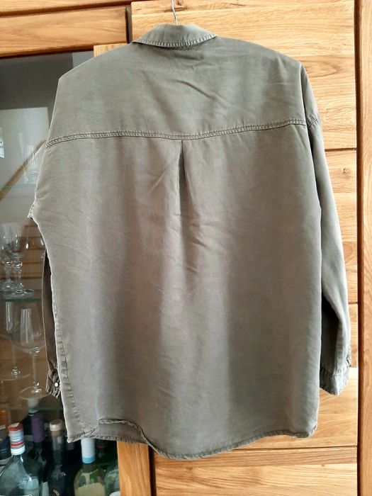 Stradivarius koszula khaki stylowa 38 40