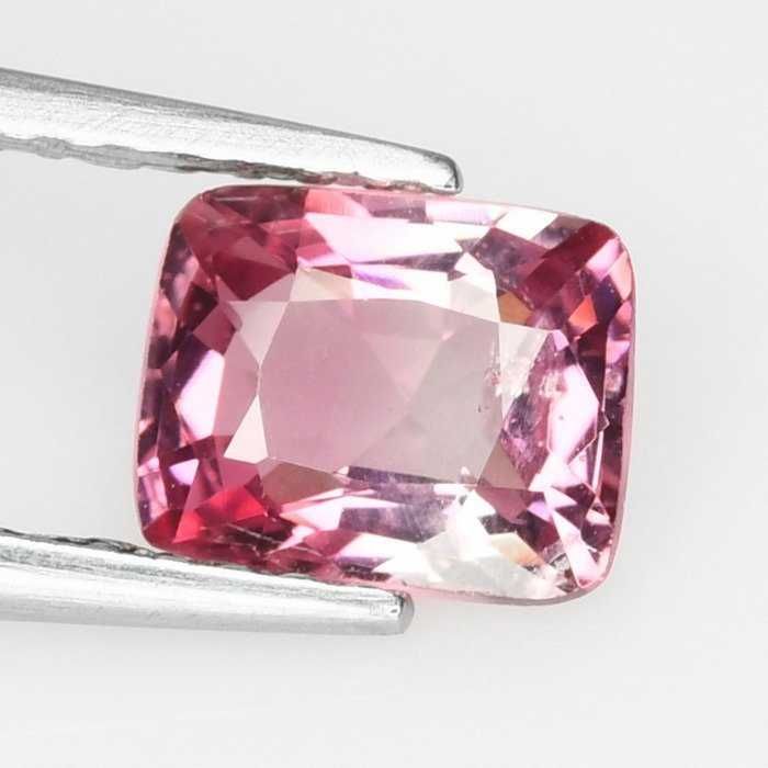 Pedra preciosa Spinel 0.78ct rosa vivo intenso