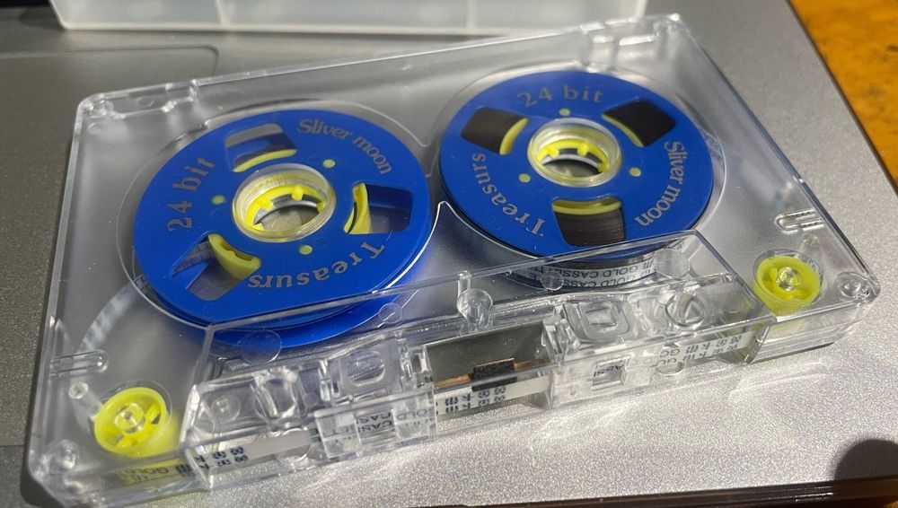 Аудиокассета / кассета с бобинками!