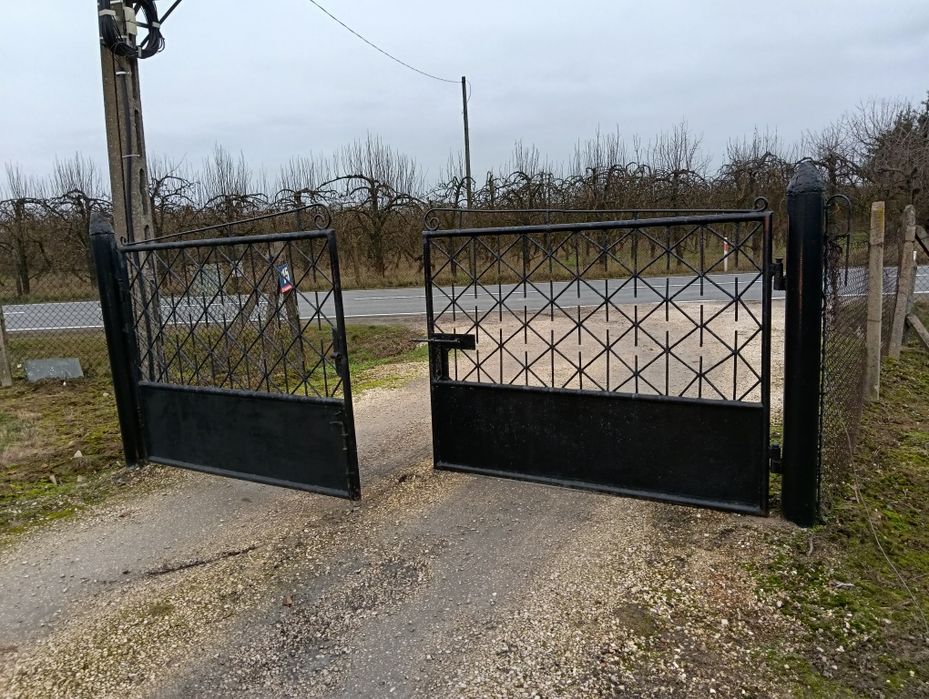 Brama wjazdowa używana