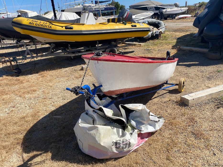 Barco pequeno Dingy fibra com Atrelado