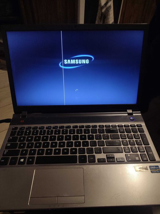 Komputer Sprawny laptop Samsung np550p5c i5 750gb 4gbm ram