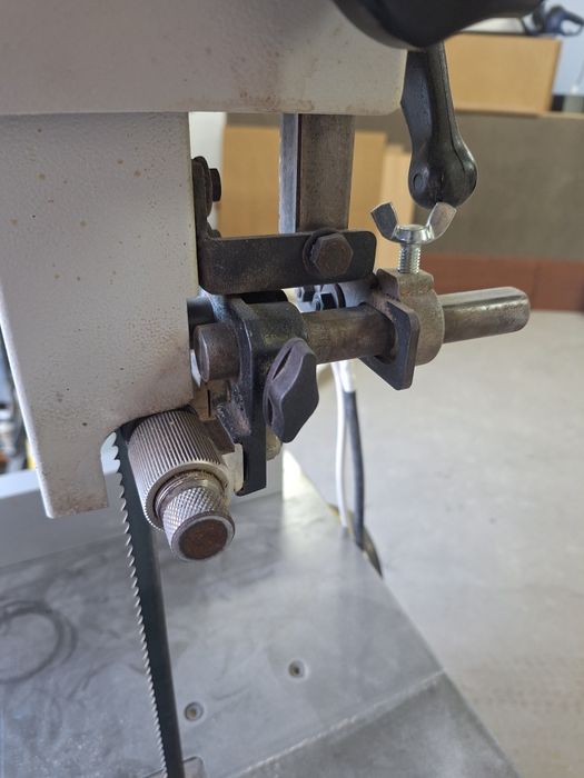 Piła tasmowa do drewna