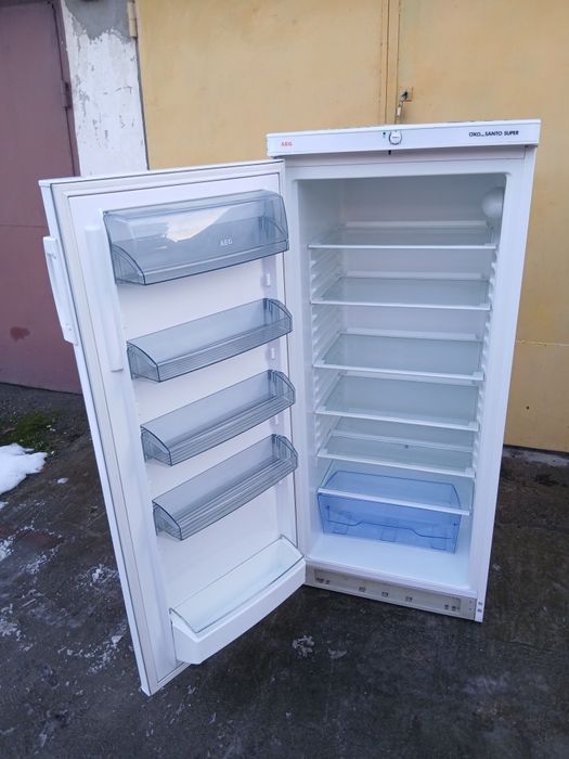 Lodówka chłodziarka flirmy AEG OKO-SANTO SUPER energooszczędna.