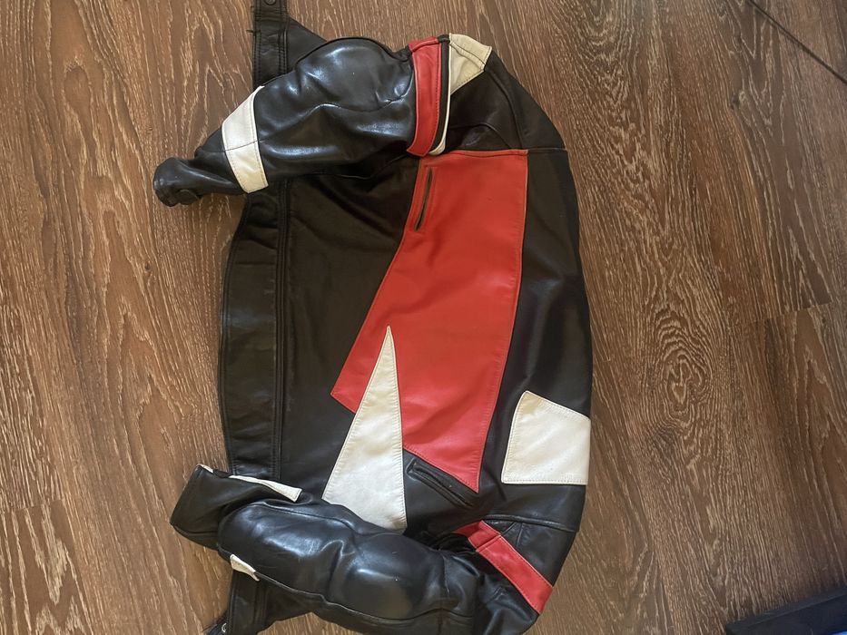 Мото куртка, кожана фірми Belo