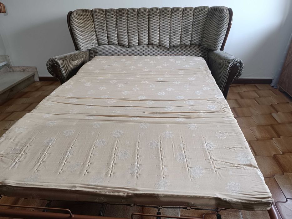Sofá Cama com 2 cadeirões