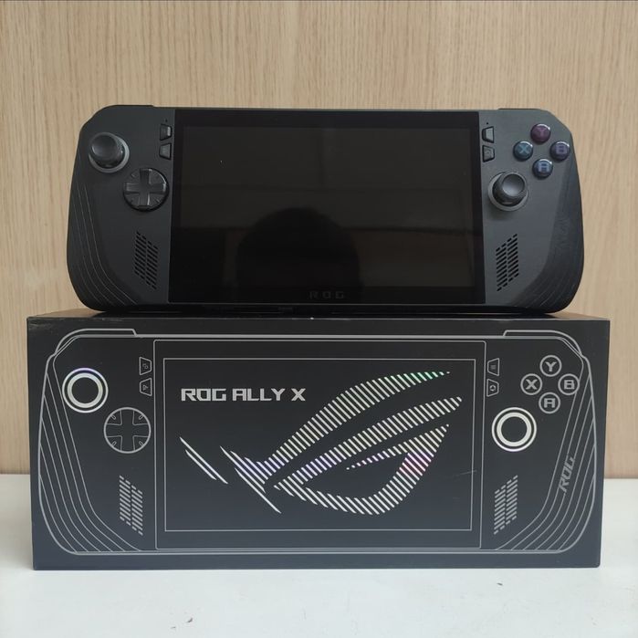 PC PORTÁTIL ASUS ROG ALLY X 1TB SSD E 24GB RAM TELA 120HZ - 20dias uso