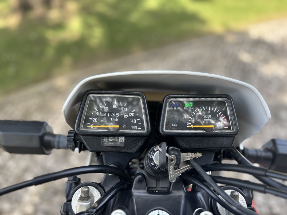 YAMAHA XT 350 4 VALVULAS