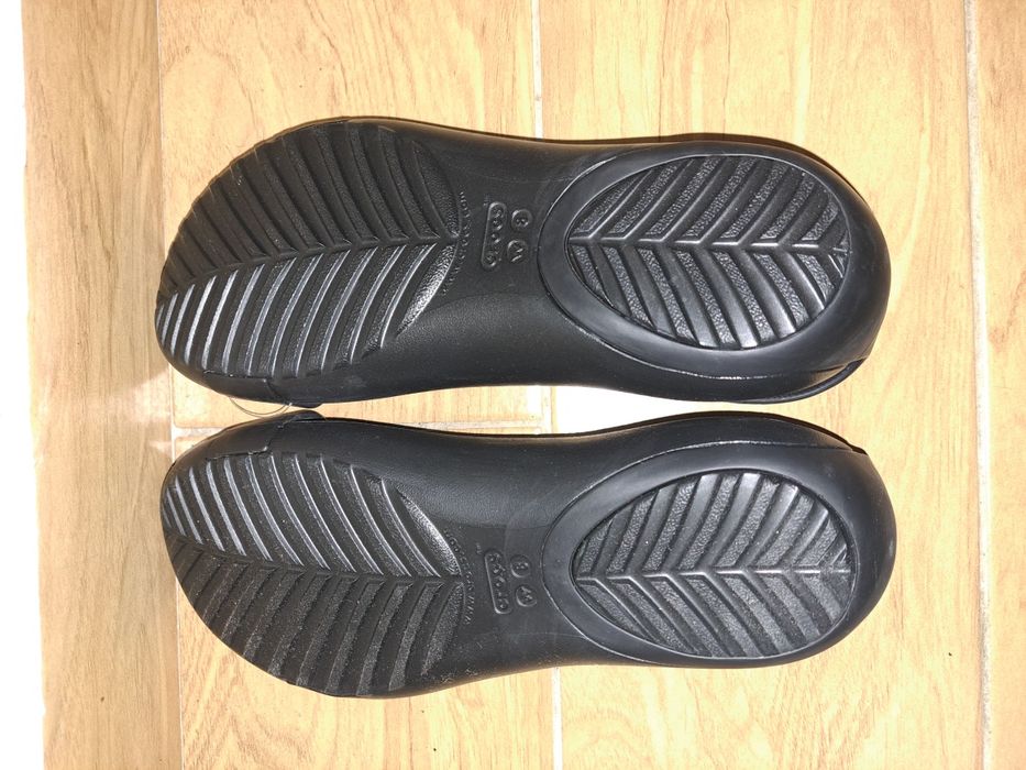 Crocs Serena W8 sandały nowe