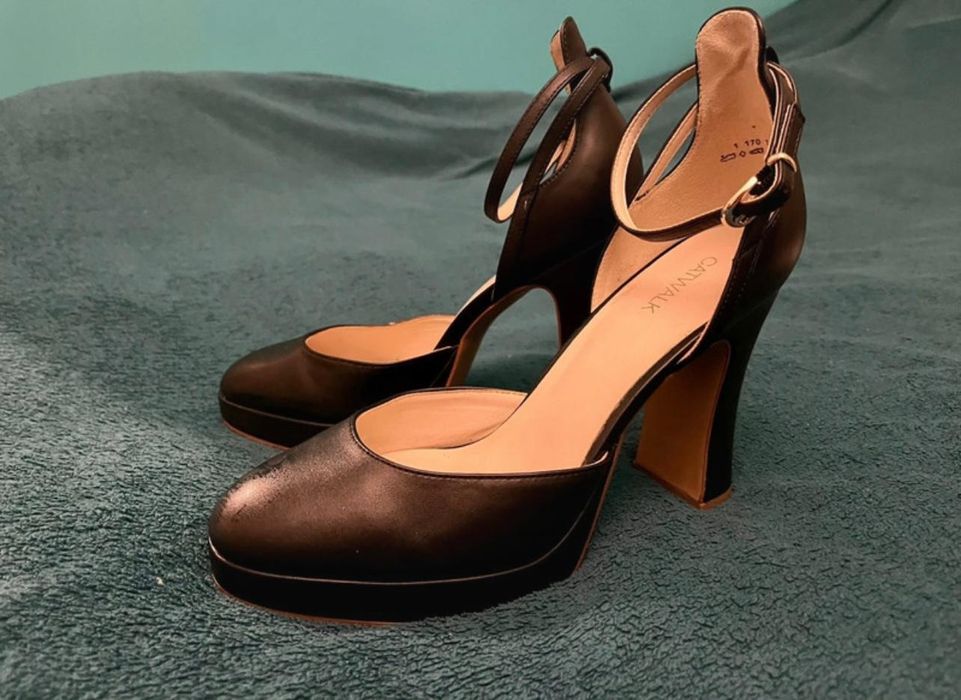 Nowe buty CATWALK, roz. 41. Odkryj pewność siebie w każdym kroku!