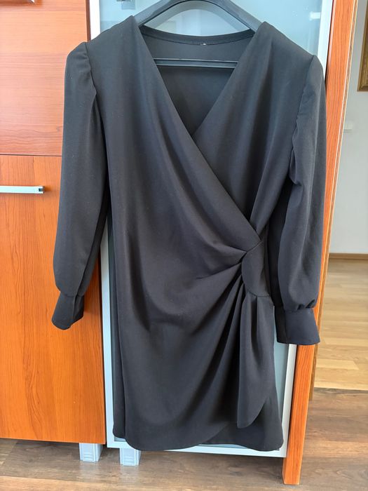 Sukienka mała czarna