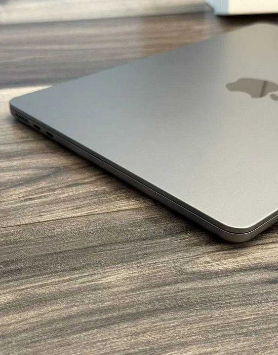 MacBook Air 13 M2 24GB/1TB Space Grey