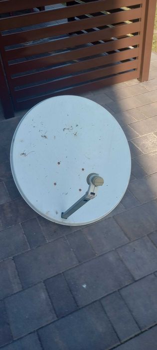 Antena Satelitarna.