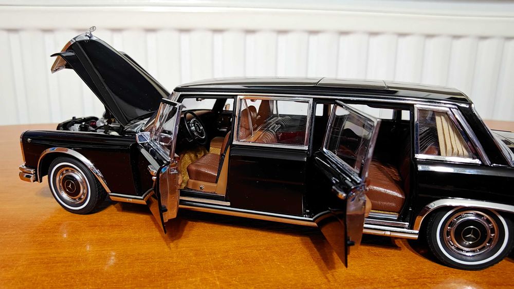 Model Mercedes-Benz 600 Pullmann LWB AutoArt 1:18 bardzo rzadki