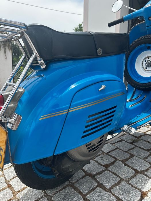 Vendo Vespa 50s restaurada e famel sierra 50s