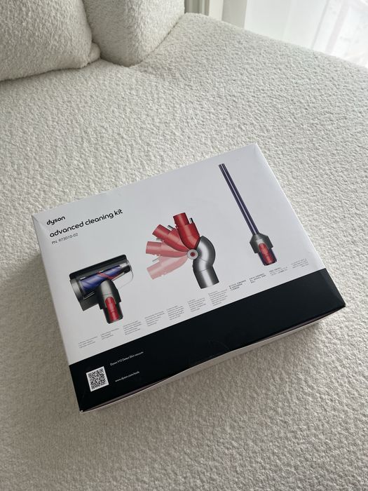 Dyson advanced cleaning kit