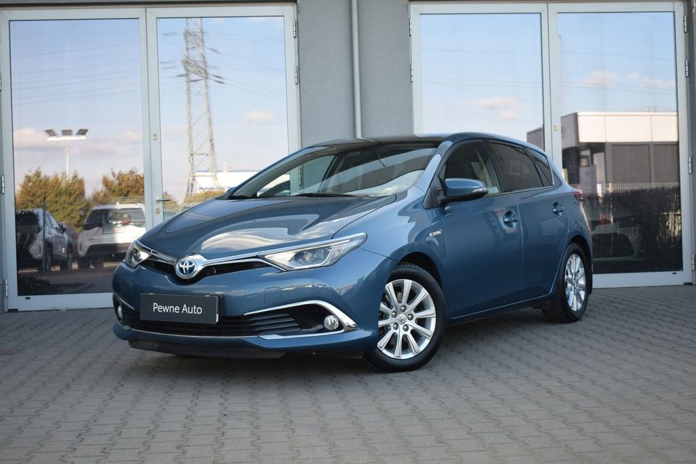 Toyota Auris 136KM Prestige Executive Skyview SalonPL Toyota Komorniki