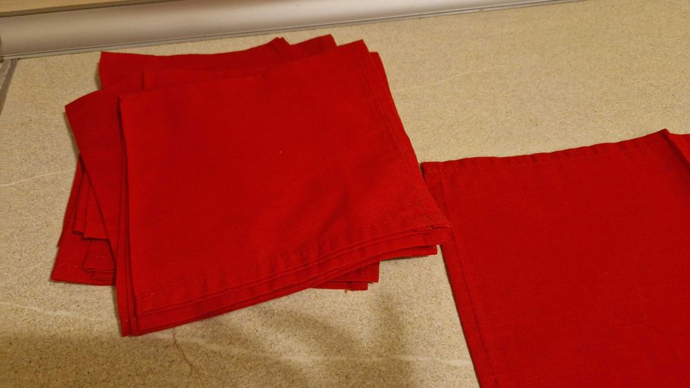 Conjunto 9 guardanapos de tecido vermelho, quadrados 38 cm x 38 cm