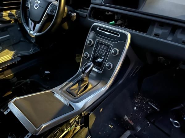 Rádio / auto-rádio VOLVO S80 II (AS)
