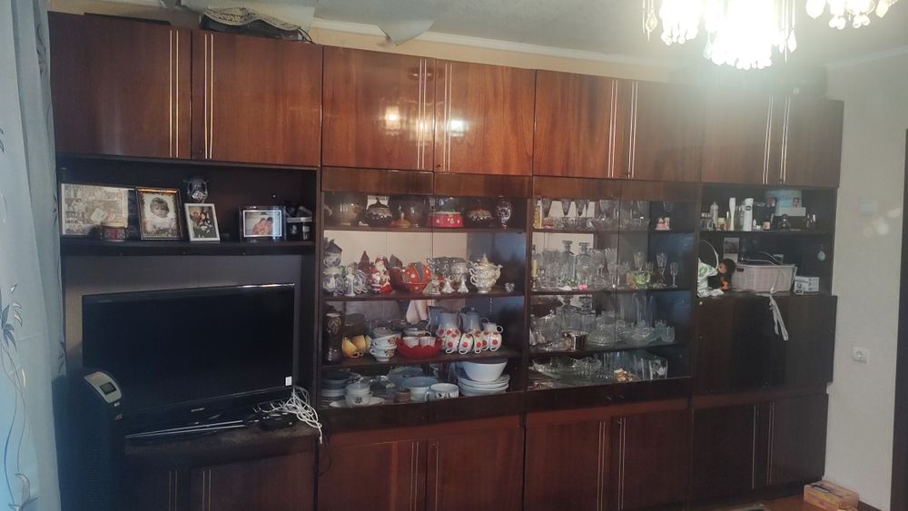 Стенка в гостиную