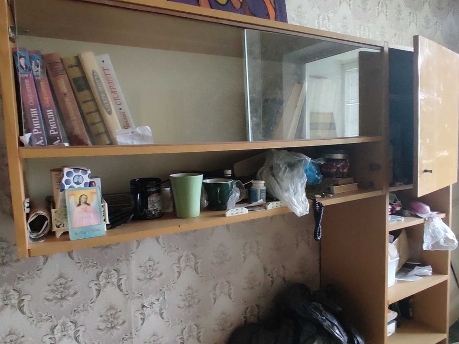 Мебель для прихожей(гарнитур), гостиной,лак,комплект