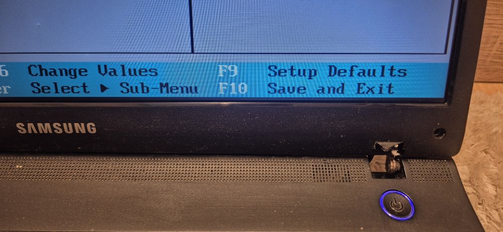 Laptop Samsung NP300E5A