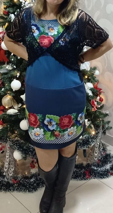 Плаття вишите бісером