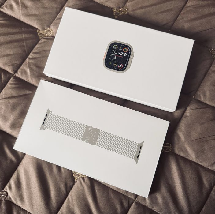 Apple Watch Ultra 2 Titanium Milanese Loop на гарантії